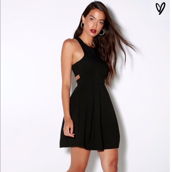 HP🎉 Lulu’s Black cutout & about skater dress LBD - Picture 3 of 16